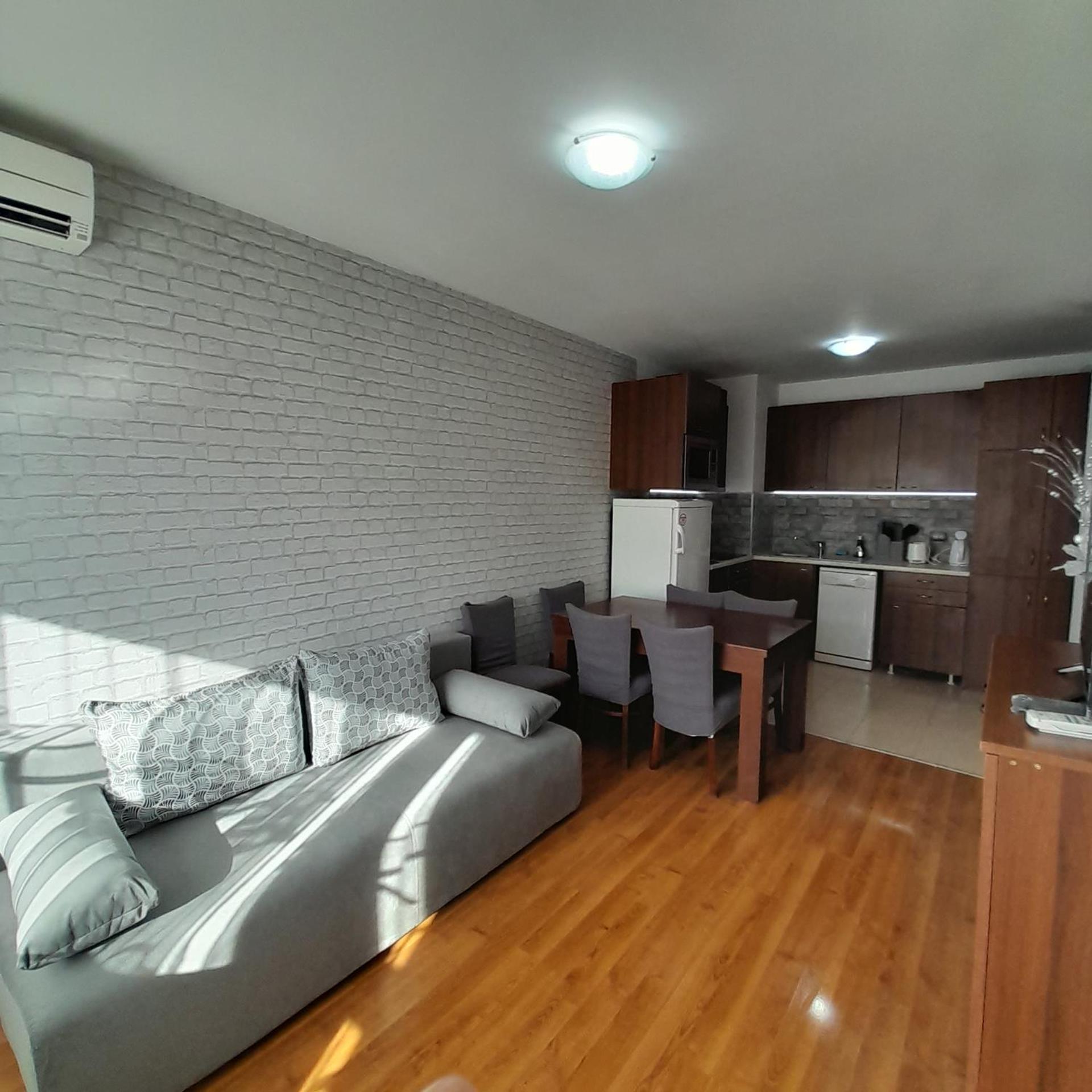 Lux L201 Apartament *